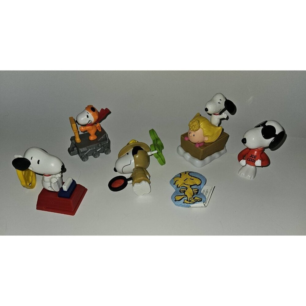6 McDonald's Burger King Peanuts Snoopy Woodstock Toy Lot Backpack Clip READ